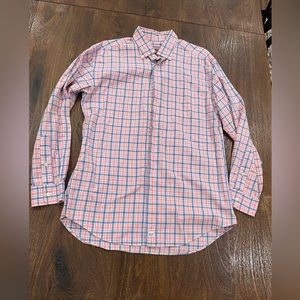 Vineyard vines button down